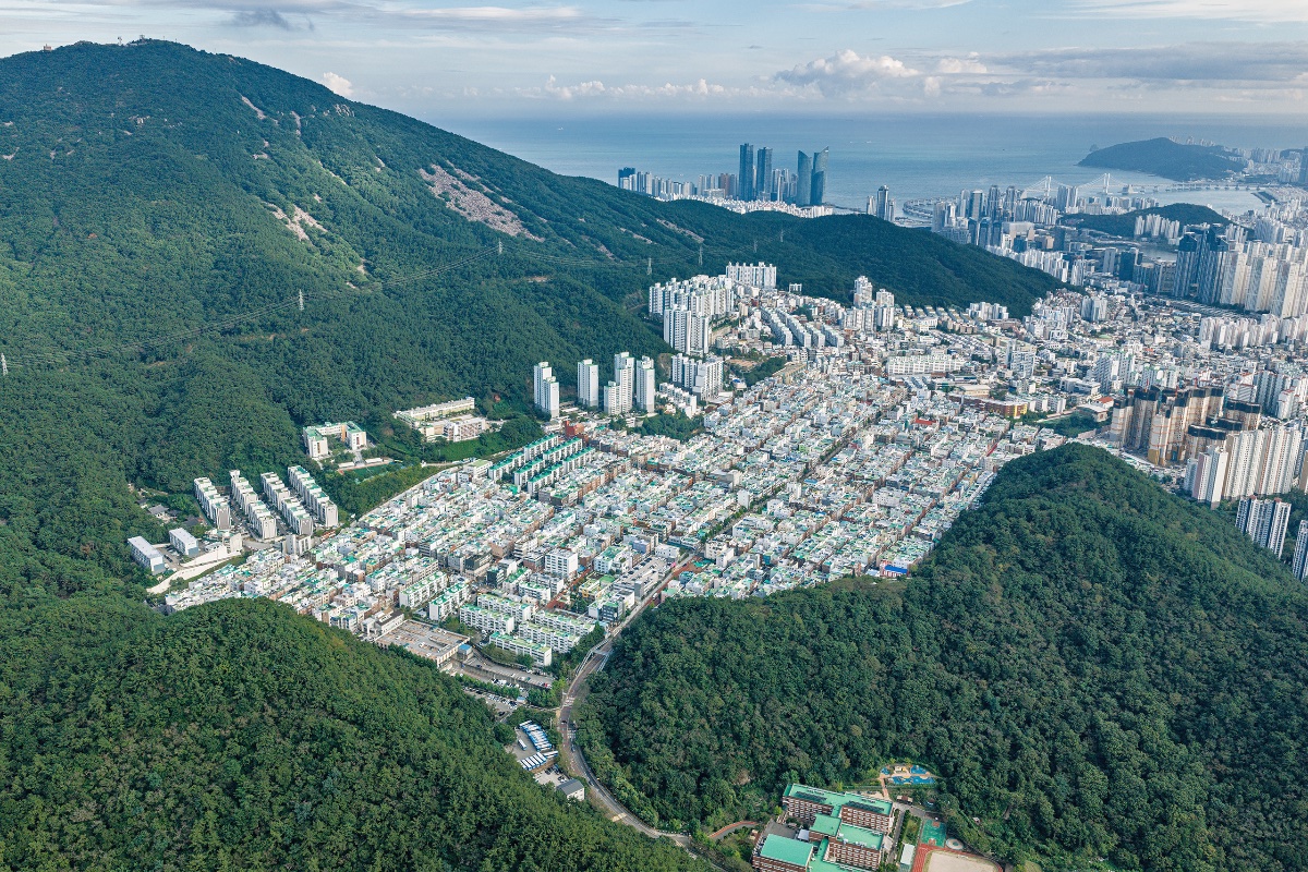 부산 드론촬영, 반여동 재개발 조감도 베이스 촬영 대표 사진